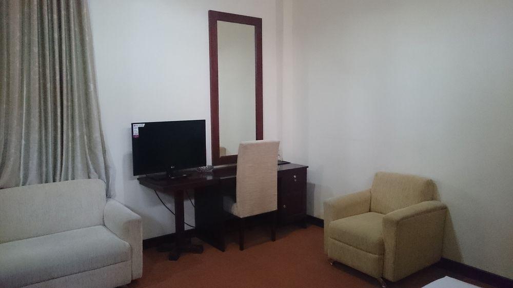 Septia Hotel Γιογκιακάρτα Εξωτερικό φωτογραφία